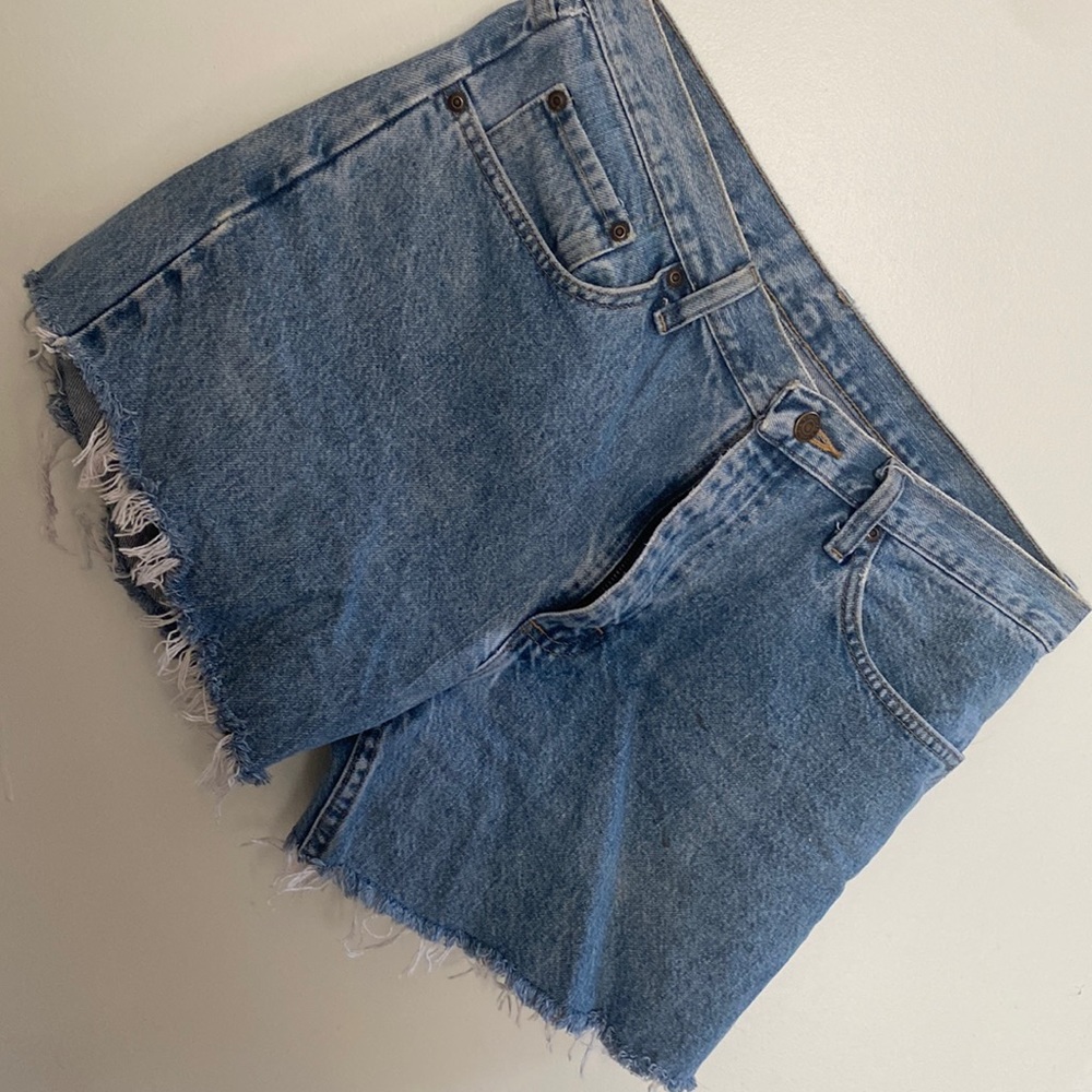 Wrangler distressed shorts